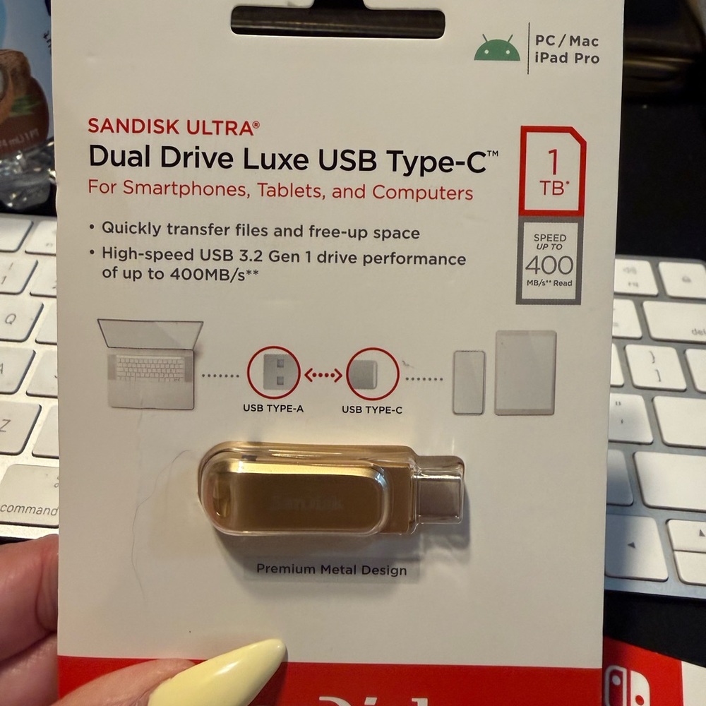 SanDisk 1TB Ultra Dual Drive Luxe USB 3.2 Gen 1 Flash Drive (USB-C / USB-A)